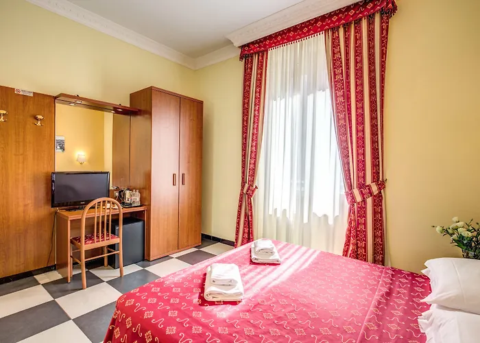 Centro Cavour Отель Рим