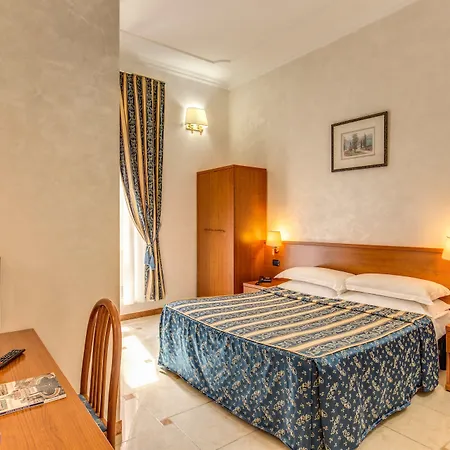 Centro Cavour 3*