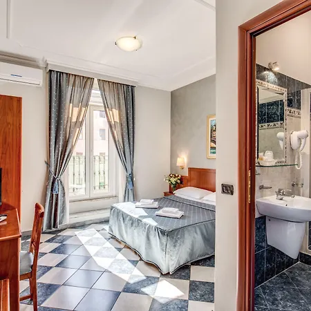 Centro Cavour Hotel 3*