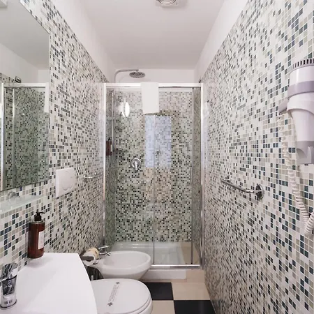 Centro Cavour Otel 3*