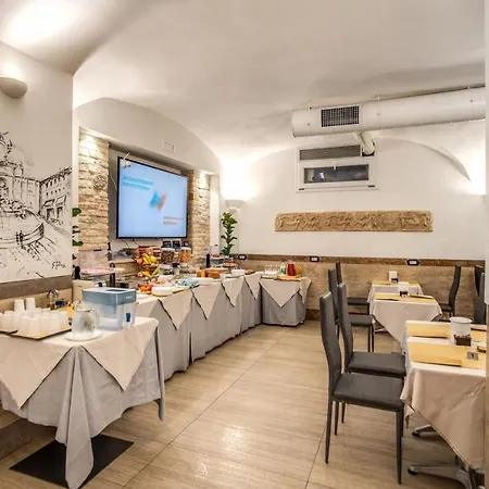 Centro Cavour Hotel 3*