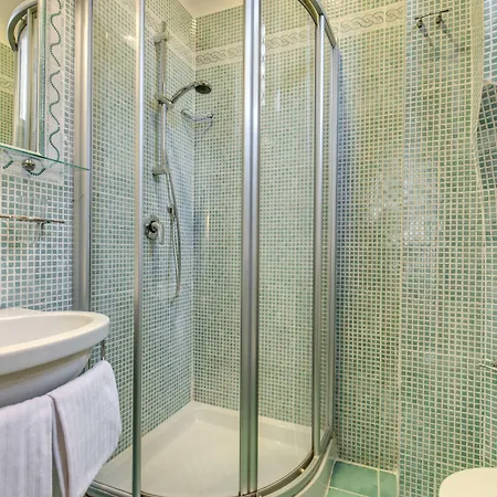 Centro Cavour Отель 3*