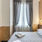 Centro Cavour 3* روما