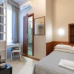 Centro Cavour روما